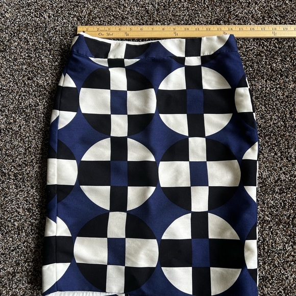 J. Crew Blue and White Midi Pencil Skirt for Work - Picture 2 of 4